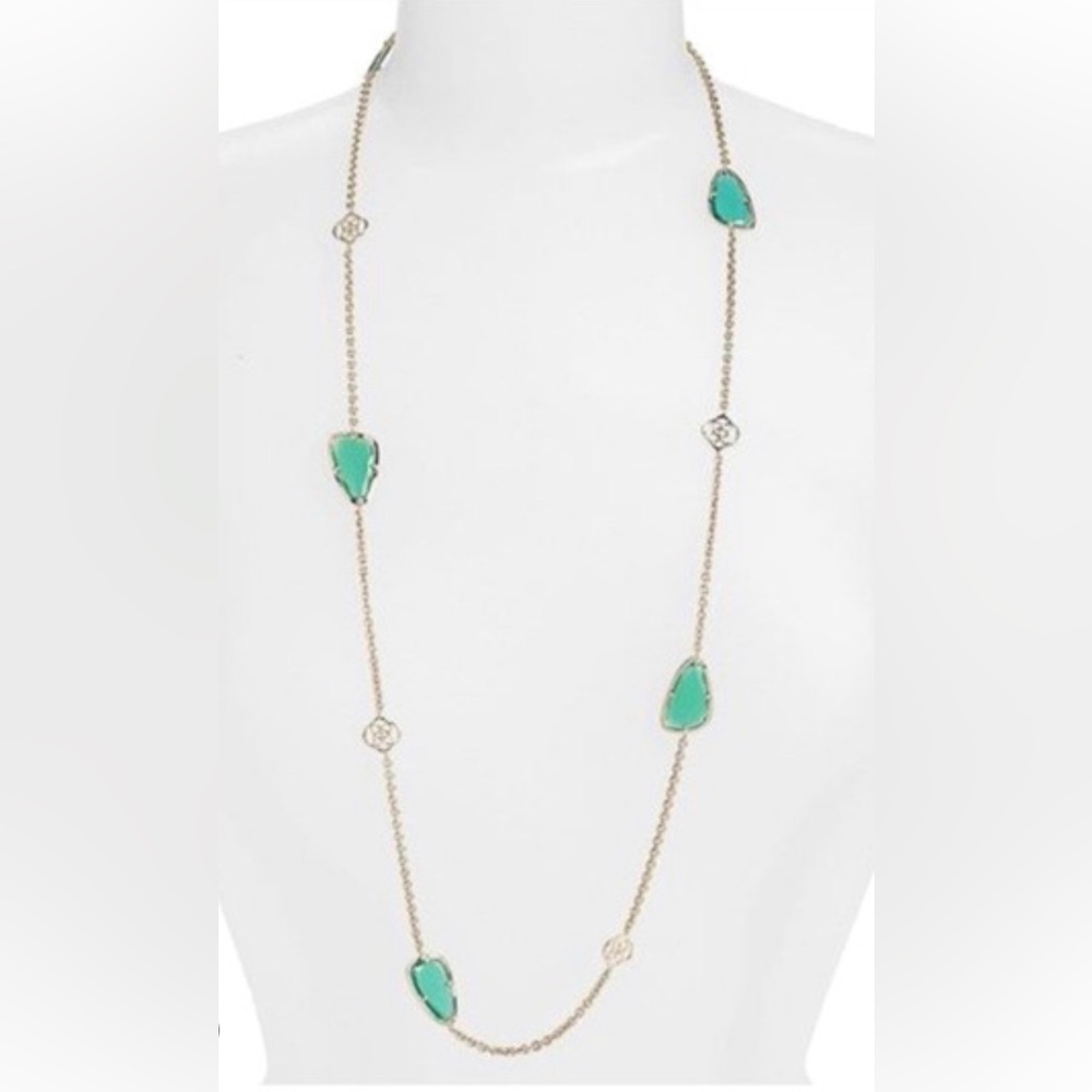 💚Green Kinley necklace 💚
